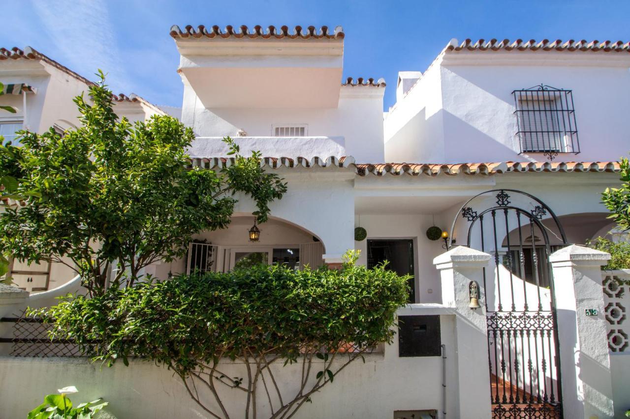 A Cozy And Elegant Townhouse Across The Beach Torre de Benagalbon Dış mekan fotoğraf